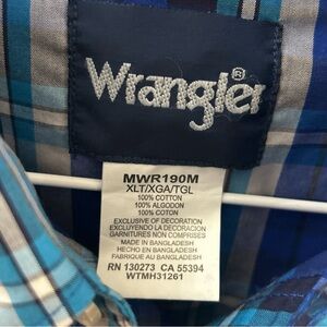 Wrangler Mens Shirts Size XLT Blue Plaid Pearl Snap 2 Front Pockets Long Sleeves